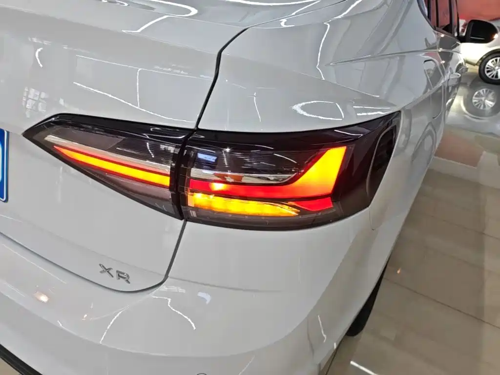 Volkswagen Lavida — миниатюра 8