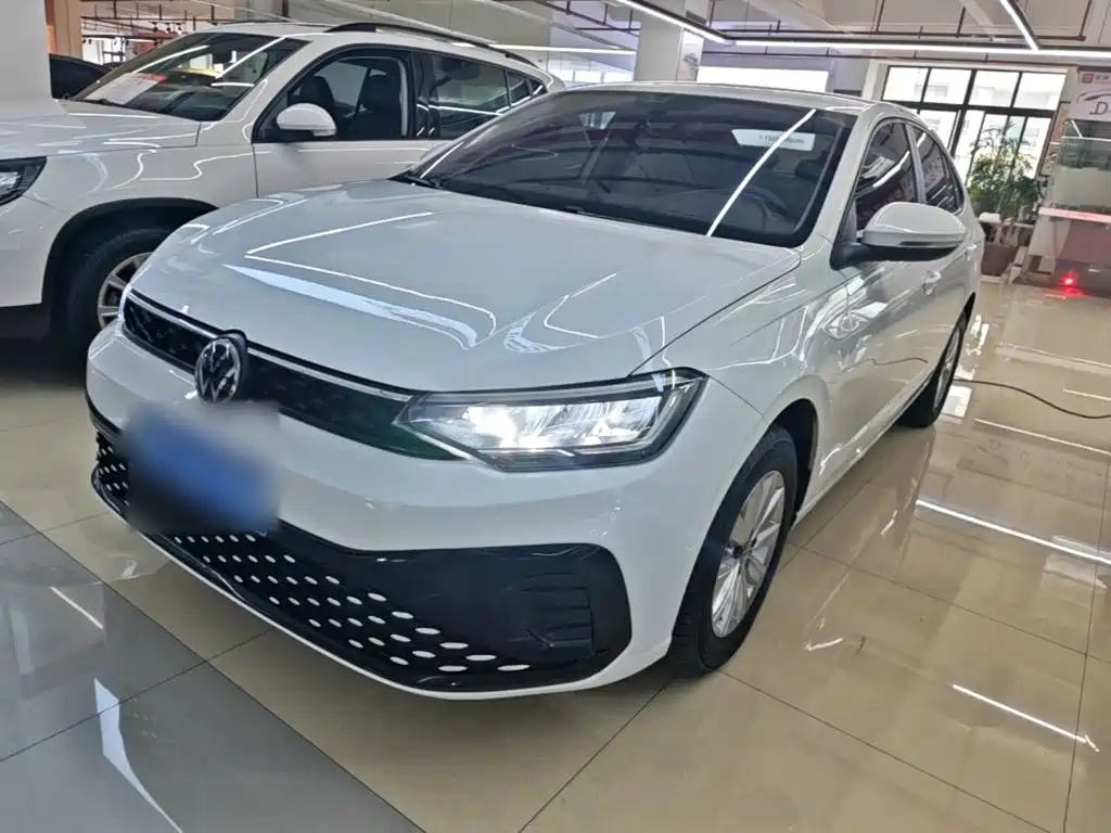 Volkswagen Lavida — миниатюра 2