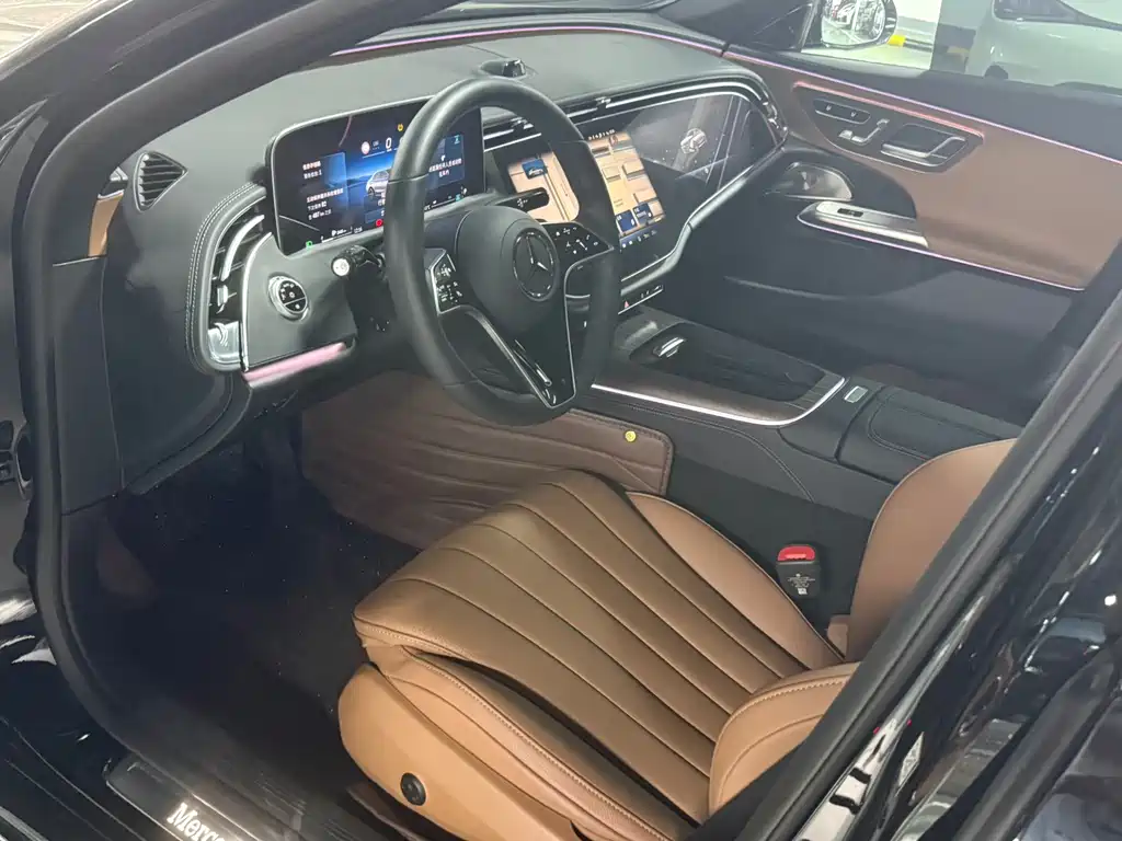 Mercedes-Benz E-Class — миниатюра 6