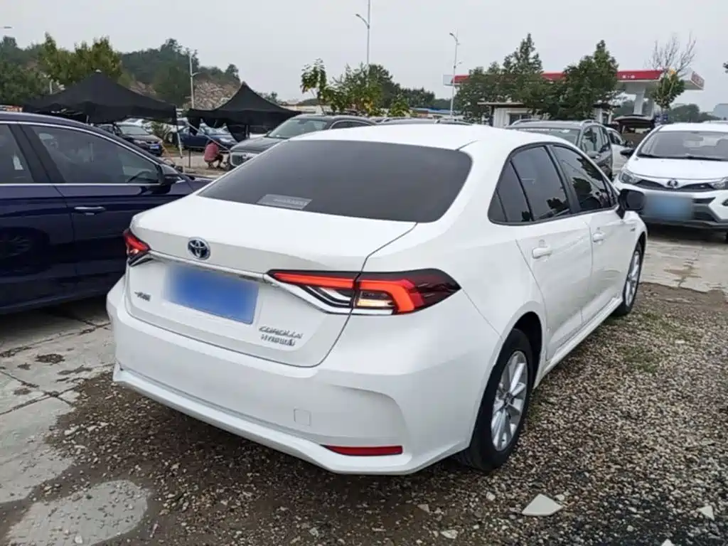 Toyota Corolla — миниатюра 7
