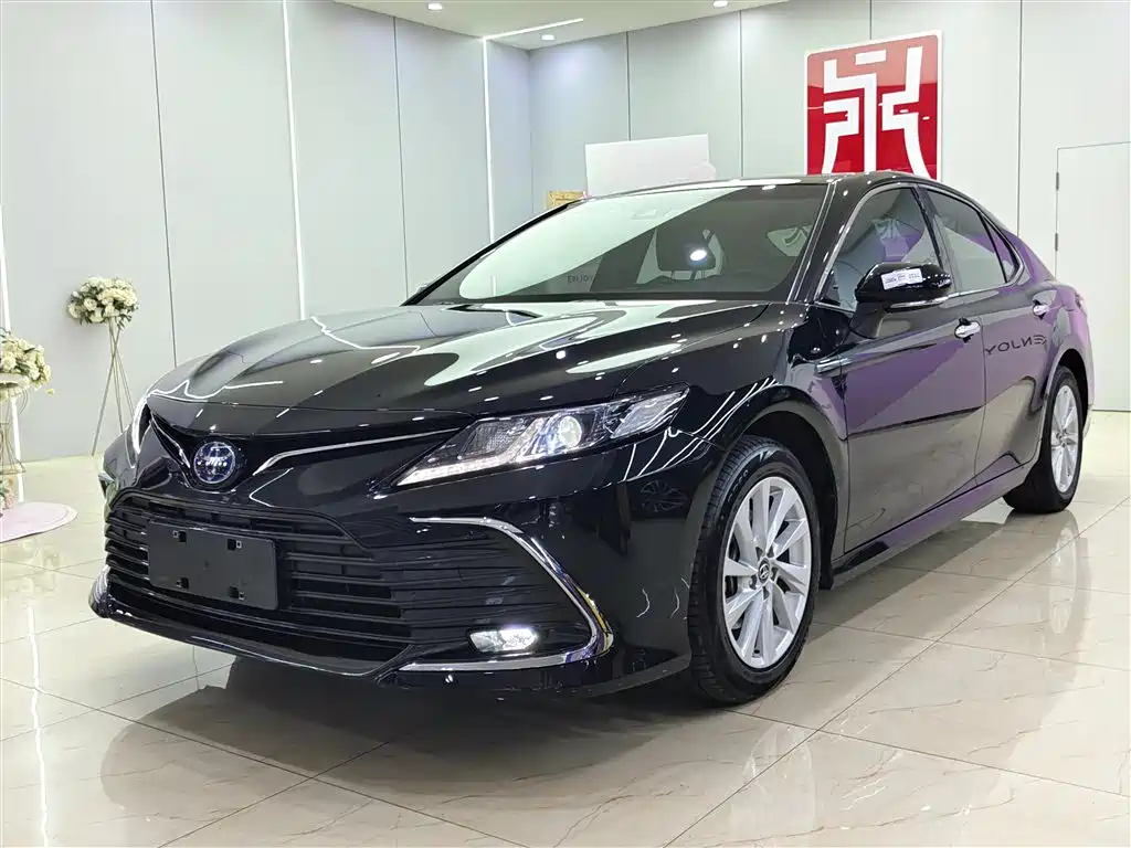 Toyota Camry 2023