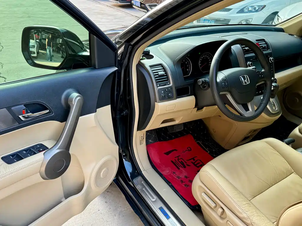 Honda CR-V — миниатюра 10