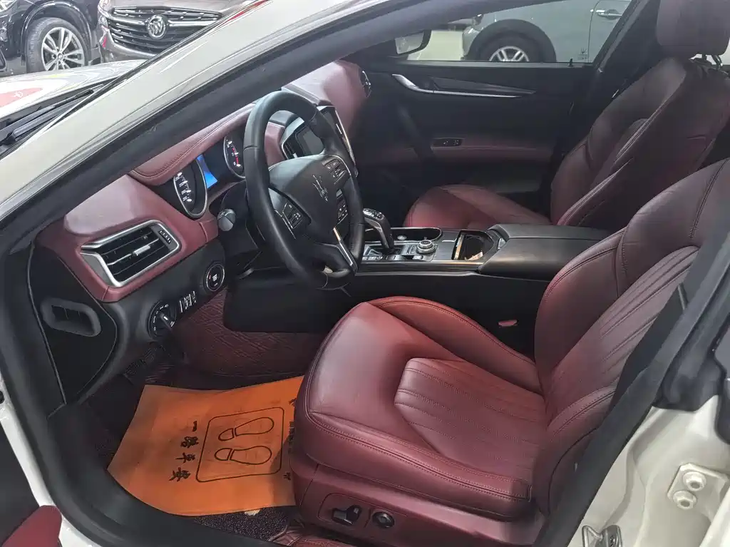 Maserati Ghibli — миниатюра 4