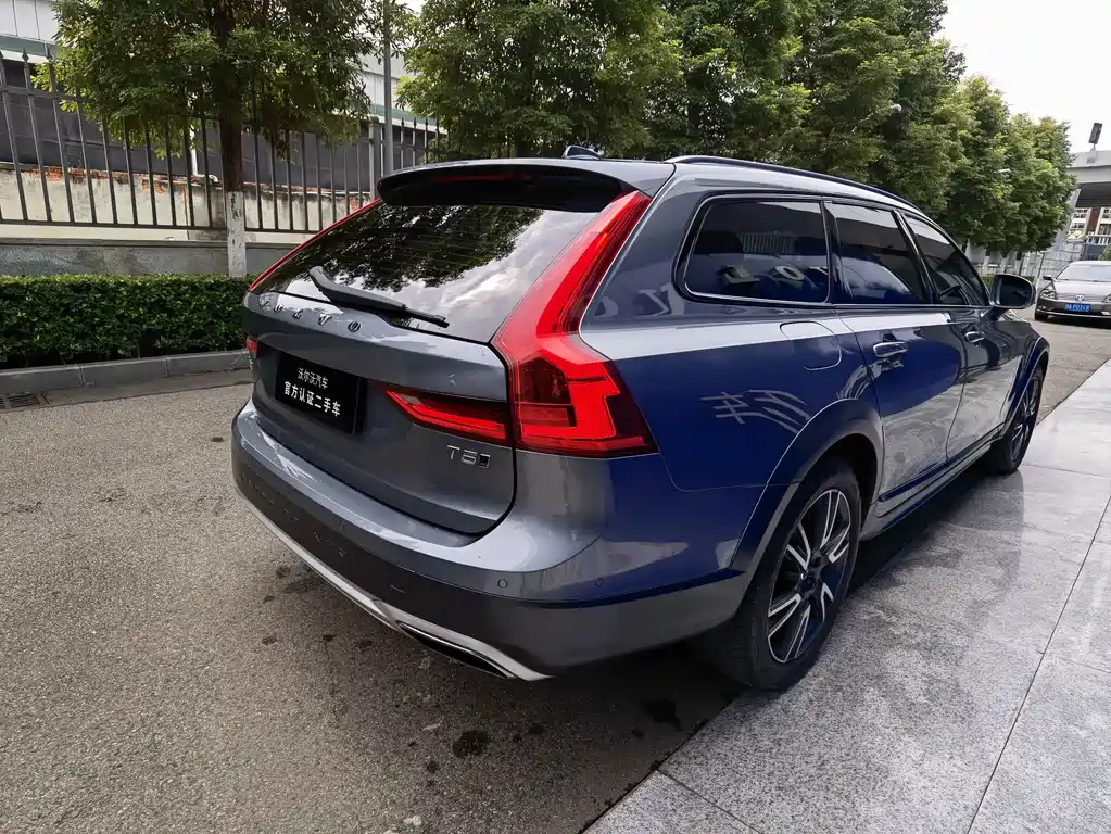 Volvo V90 — миниатюра 5