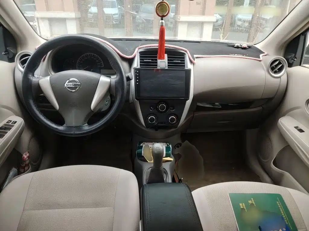 Nissan Sunny — миниатюра 5