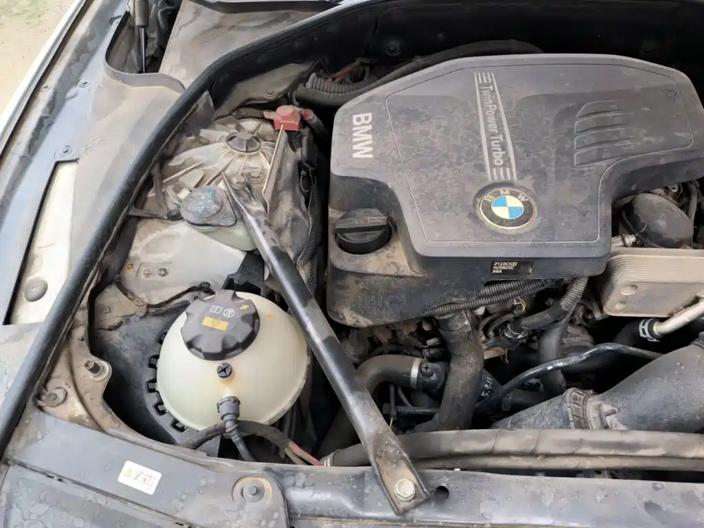 BMW 5 Series — миниатюра 21
