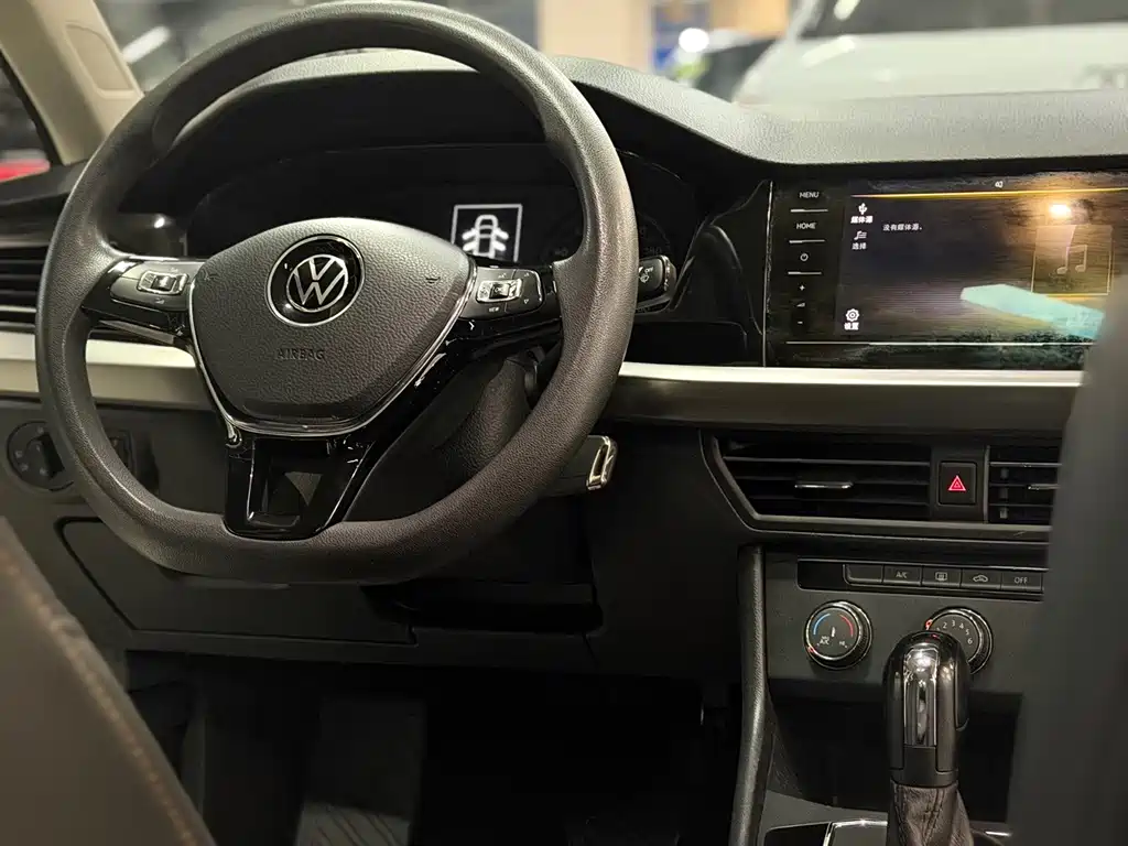 Volkswagen Lavida — миниатюра 10