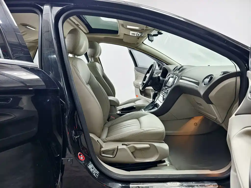 Ford Mondeo Zhisheng — миниатюра 14