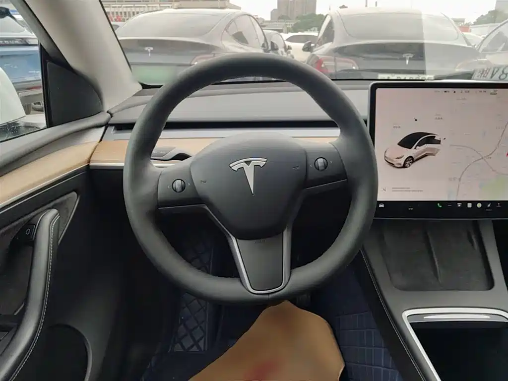 Tesla Model Y — фотографии объявления, Фото 11
