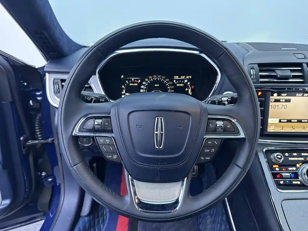 Lincoln Continental — миниатюра 27