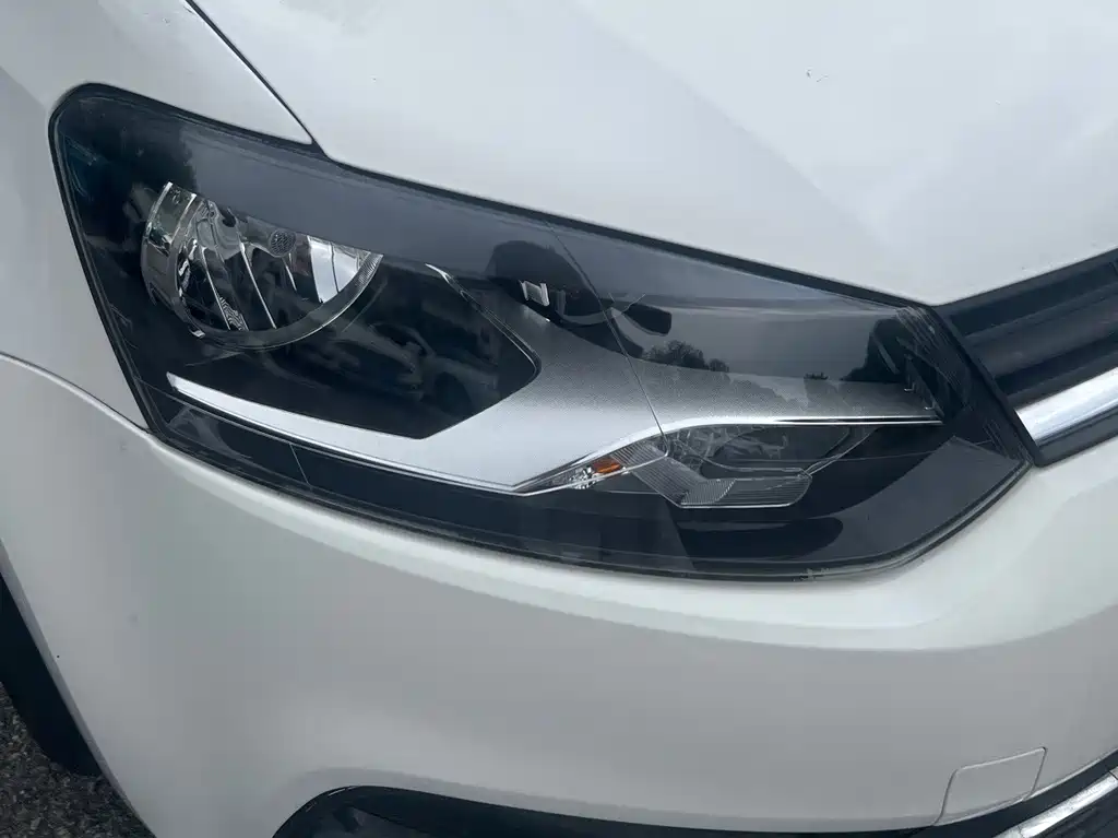 Volkswagen Polo — миниатюра 5