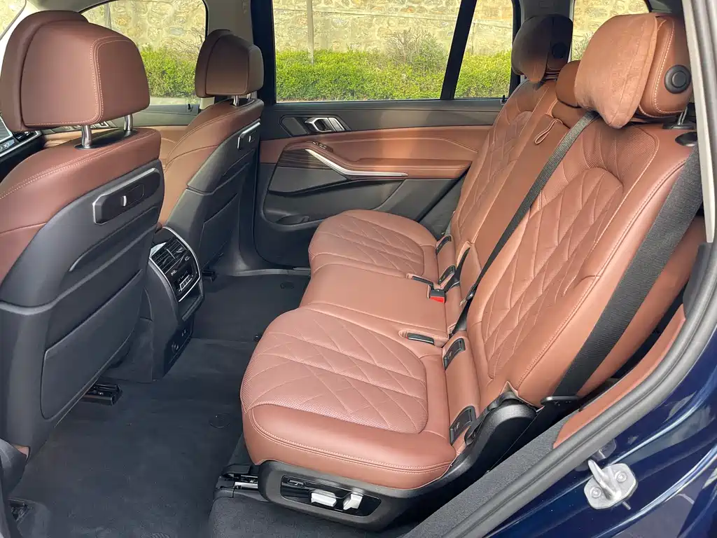 BMW X7 — миниатюра 6