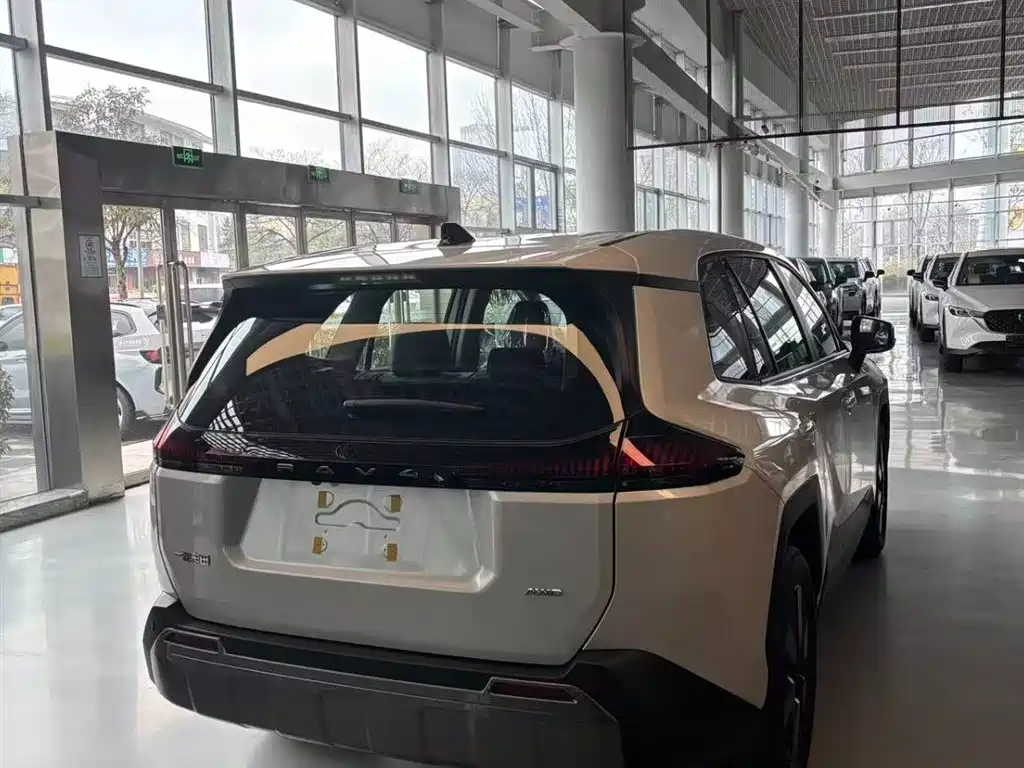 TOYOTA RAV4 RONGFANG