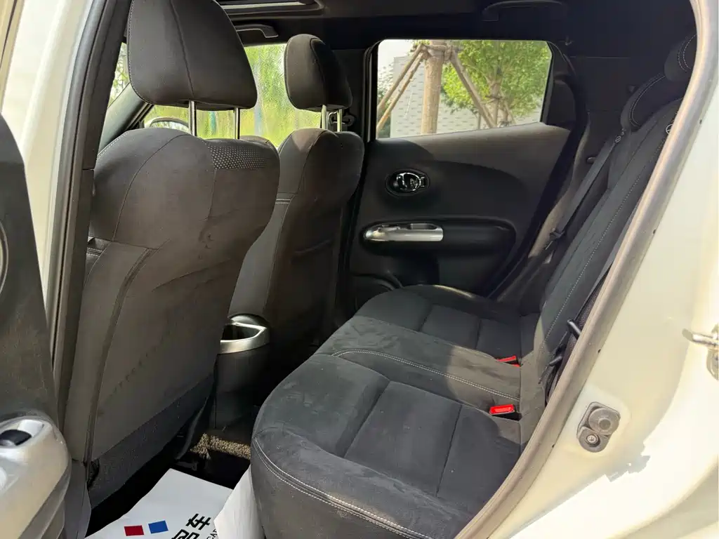 Infiniti ESQ 2014 1.6L