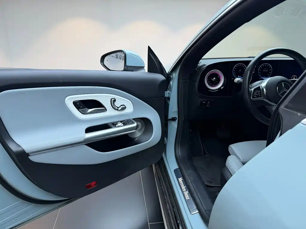 Mercedes-Benz Бенц-Кла Новая энергия — миниатюра 11