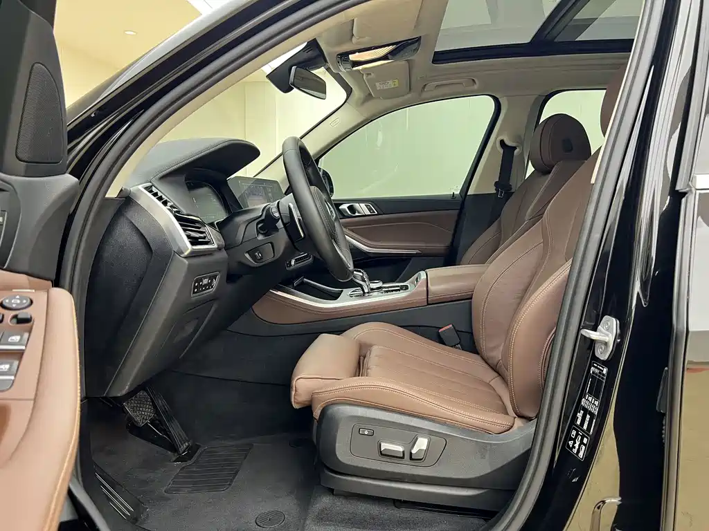 BMW X5 (Import) — миниатюра 9
