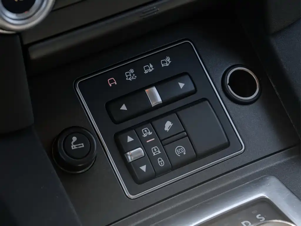 Land Rover Discovery — миниатюра 17
