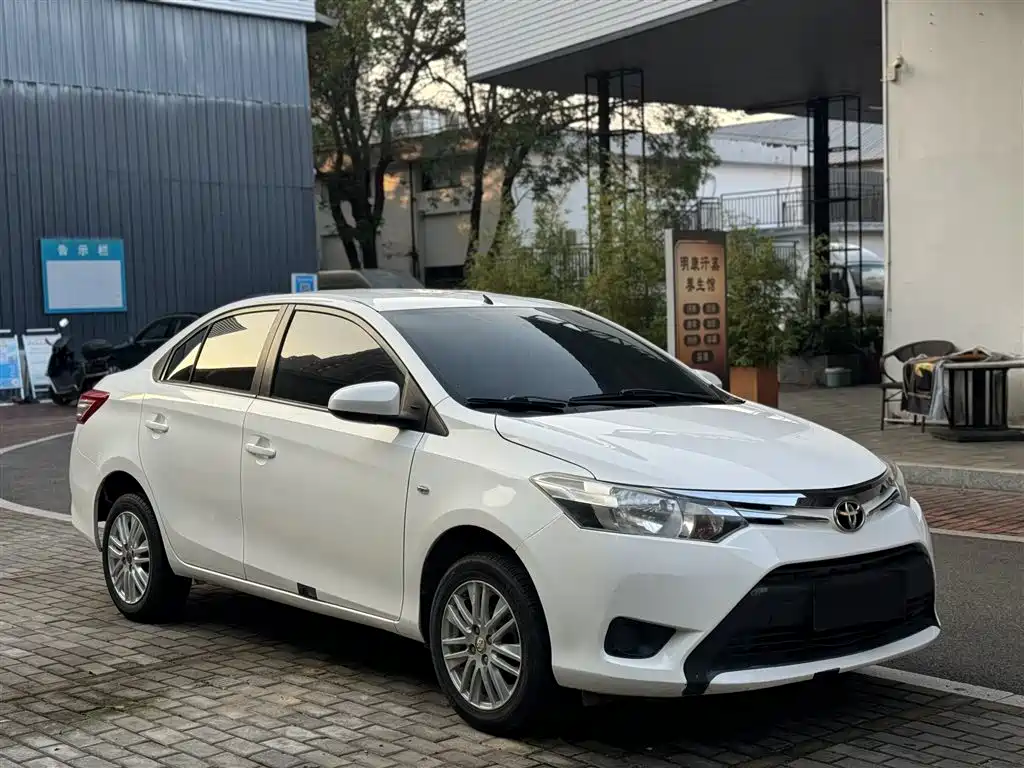 Toyota Vios — миниатюра 3