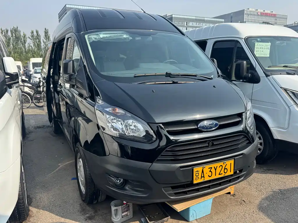 Ford Transit — миниатюра 2
