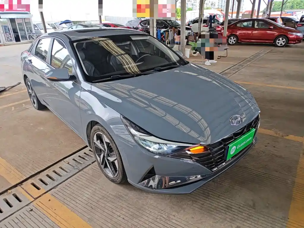 Hyundai Elantra — миниатюра 4