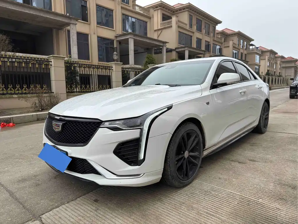 CADILLAC CT4