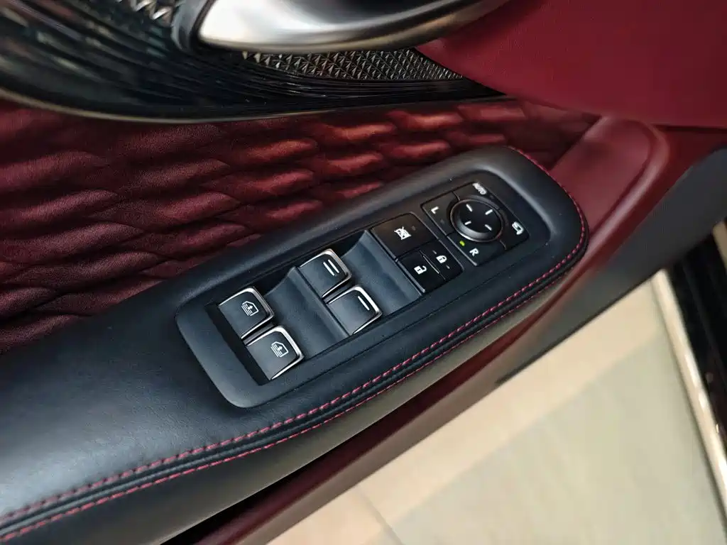 Lexus LS — фотографии объявления, Фото 15