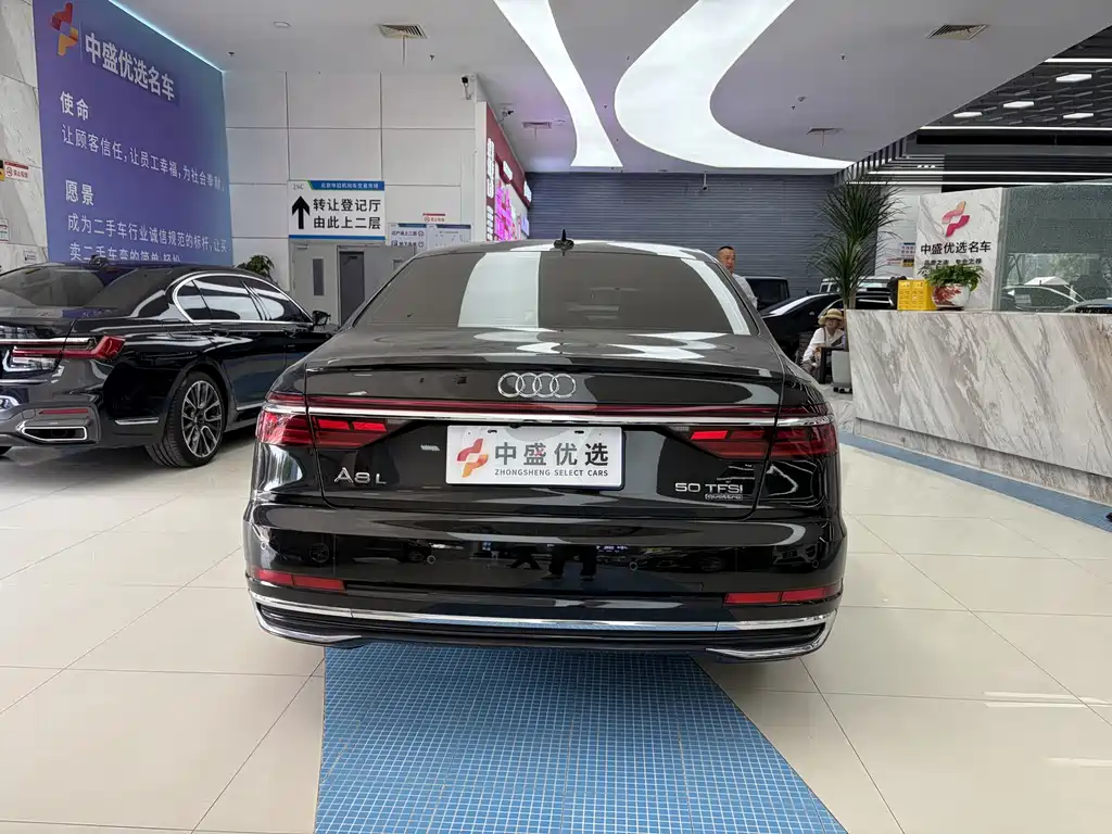 Audi A8 — миниатюра 3