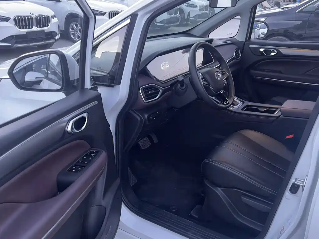 GAC Motor Trumpchi M6 — миниатюра 9