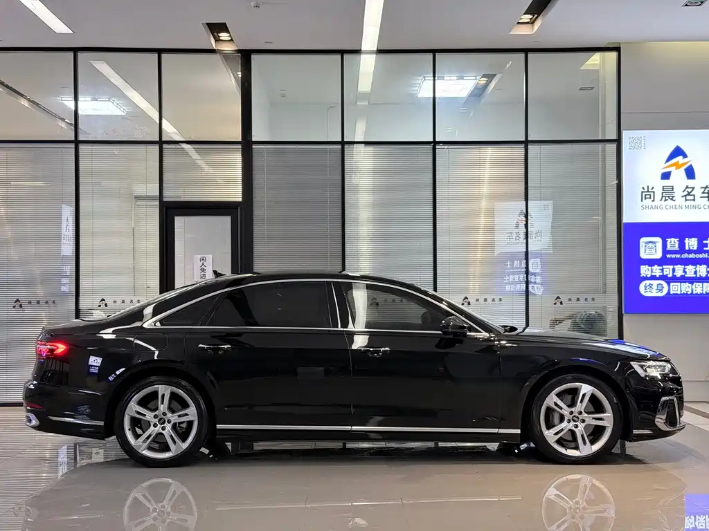 Audi A8 — миниатюра 16