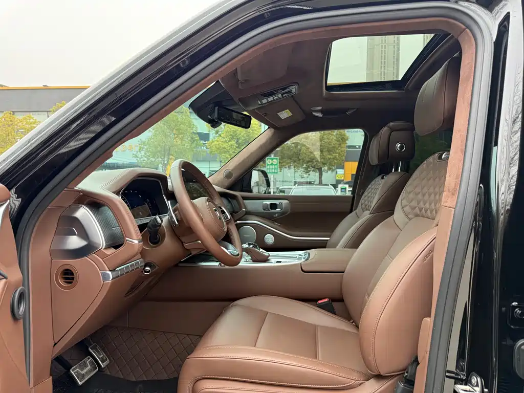 TANK TANK 700 NEW ENERGY