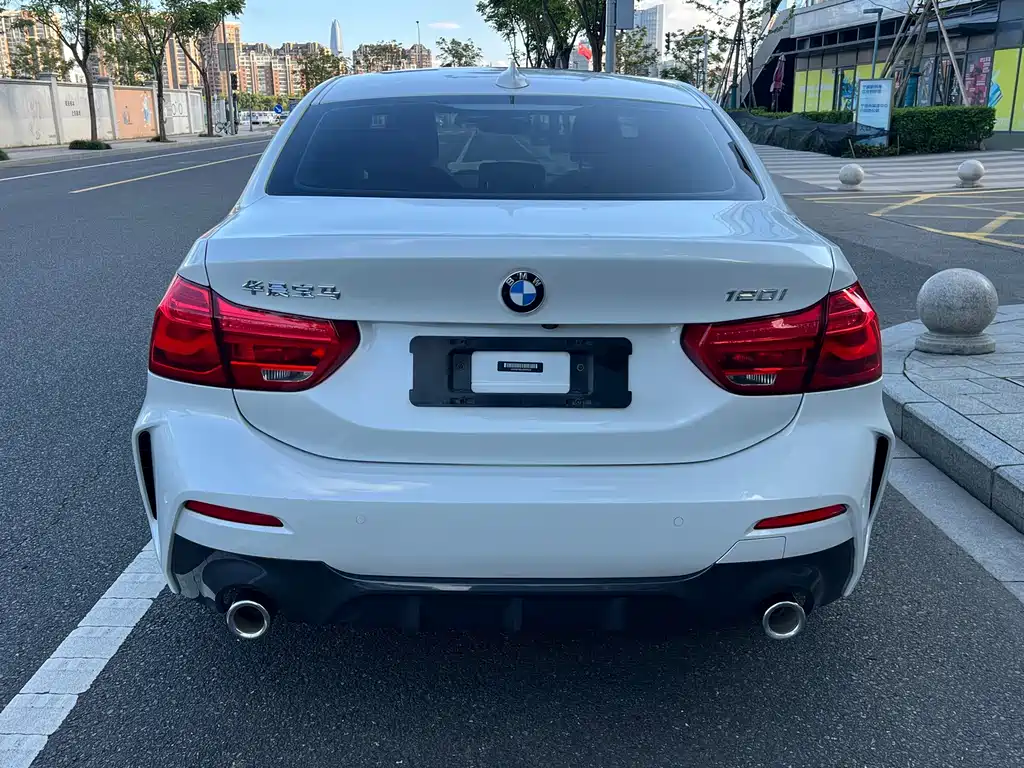 BMW 1 Series — миниатюра 14