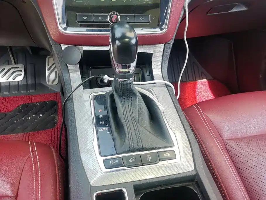 Roewe RX5 — миниатюра 16