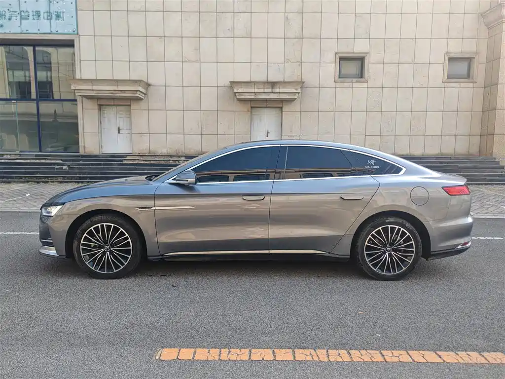 BYD Han — миниатюра 4