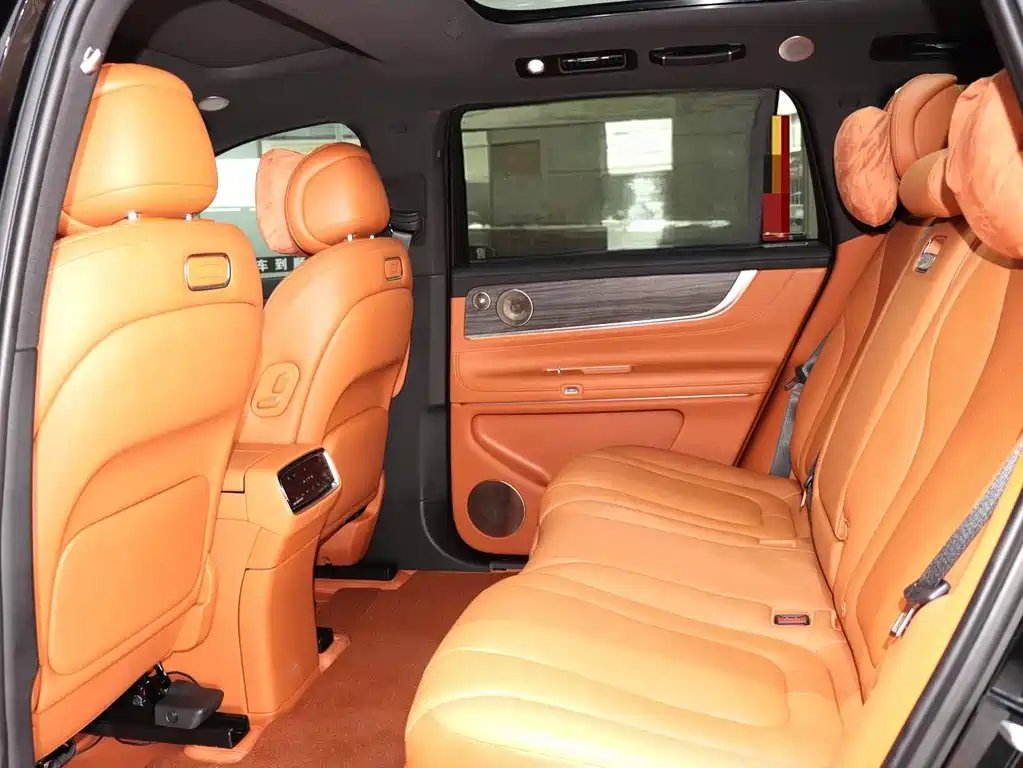 AITO ASK THE WORLD M9