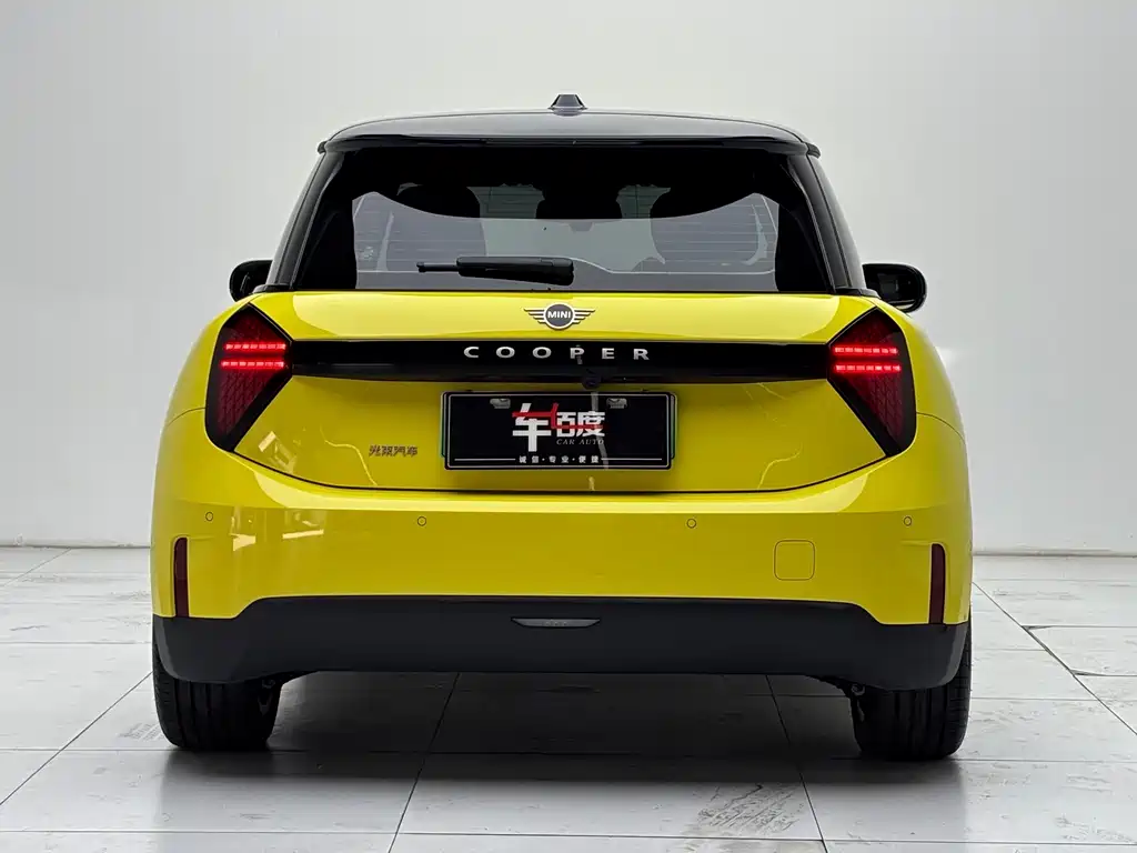 MINI MINI COOPER EV — миниатюра 5