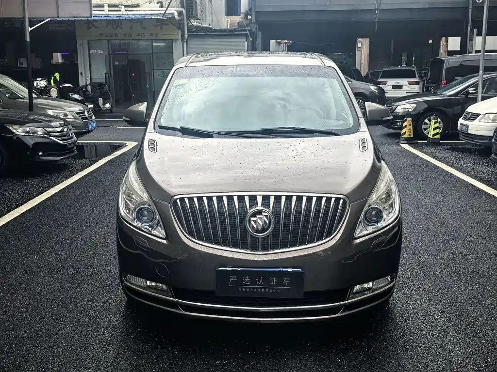 Buick GL8 — миниатюра 5