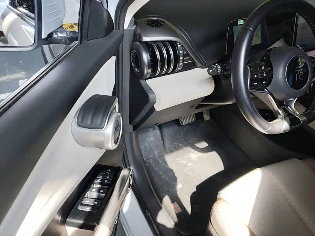 BYD Yuan Plus — миниатюра 16