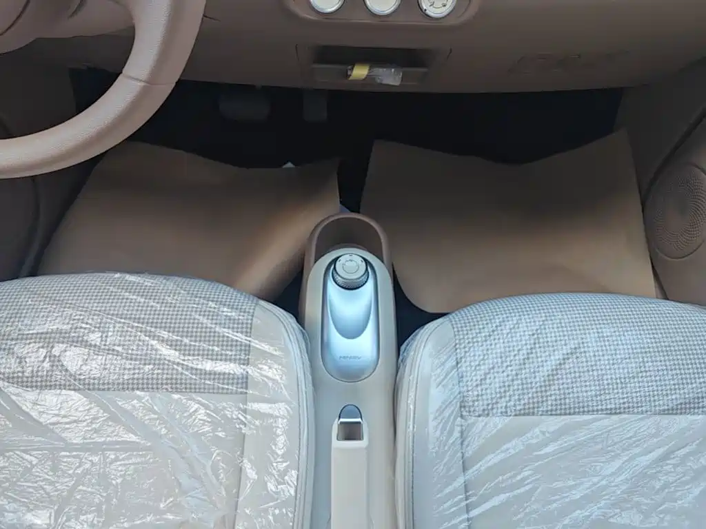 Wuling MINIEV — миниатюра 14