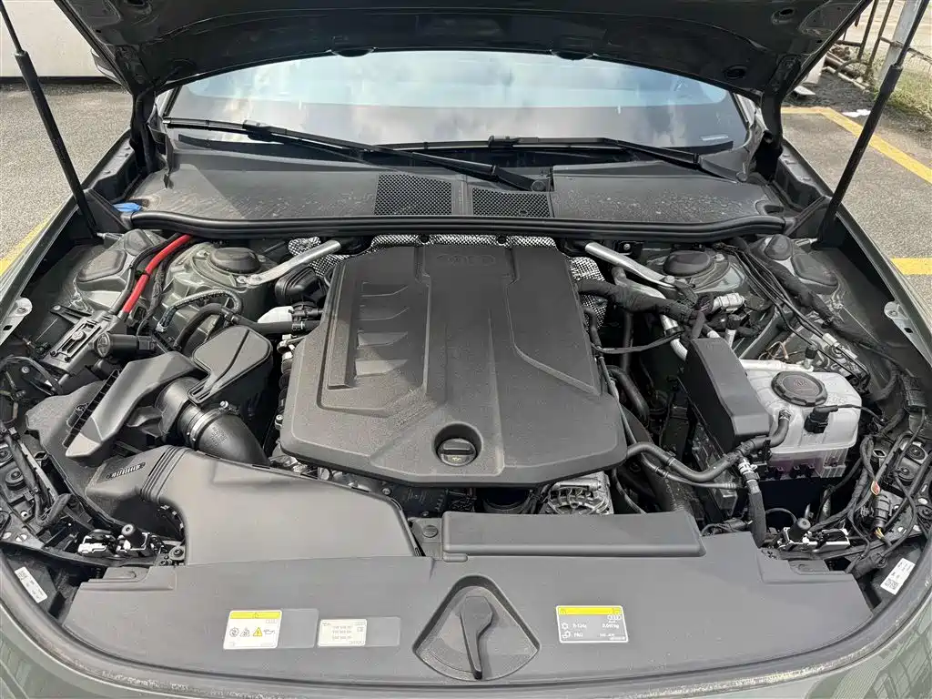 Audi A5L — миниатюра 9