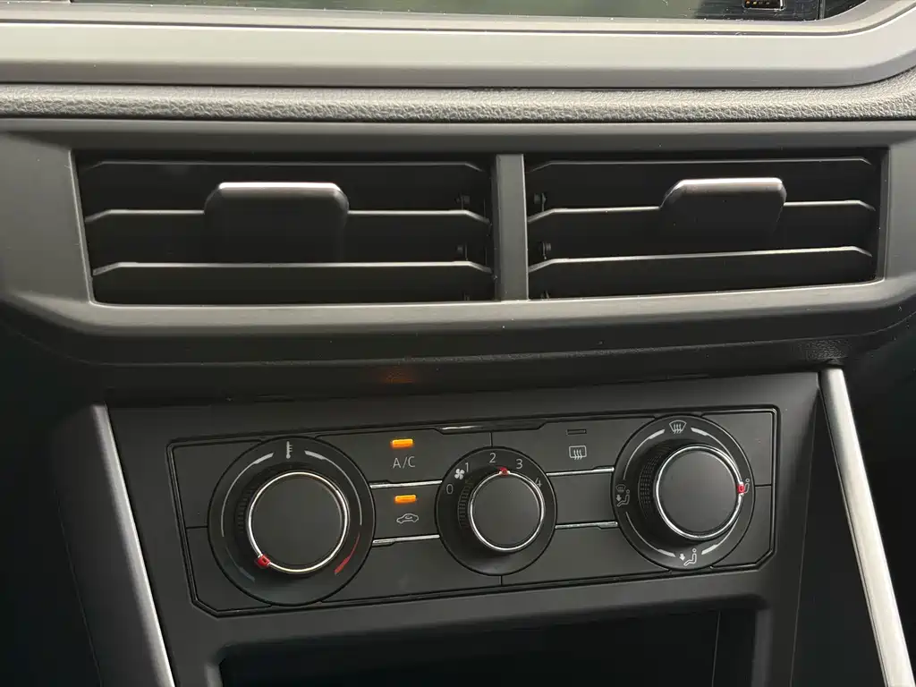 Volkswagen Polo — миниатюра 13