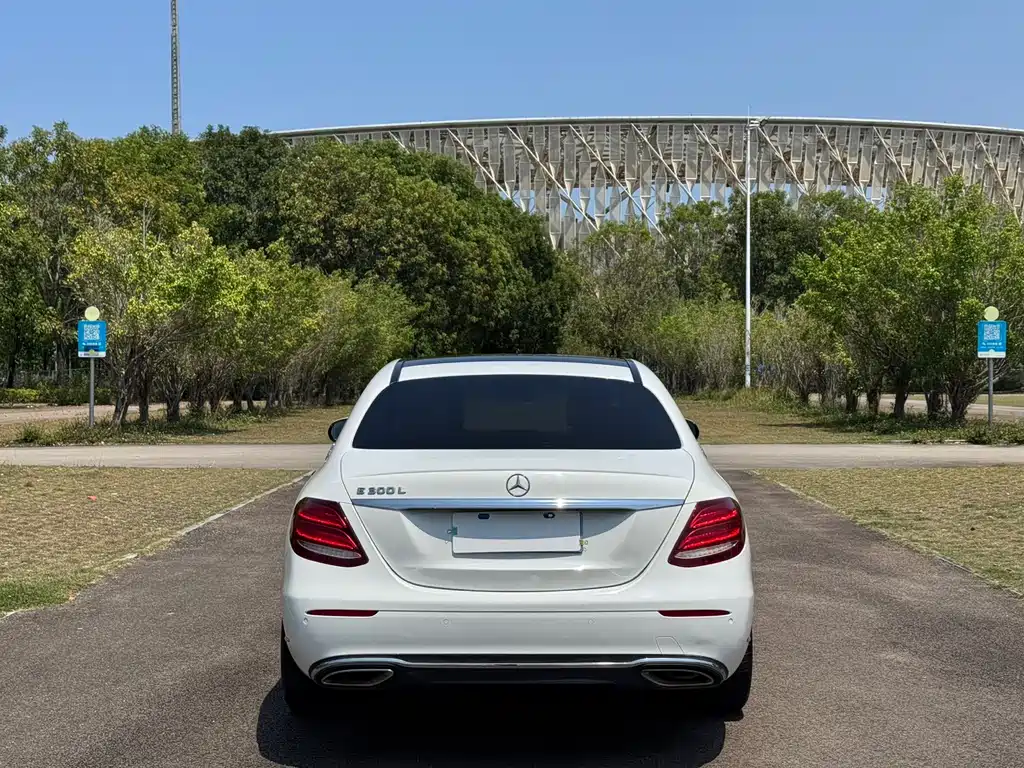Mercedes-Benz E-Class E 2016 E 300 L Luxury