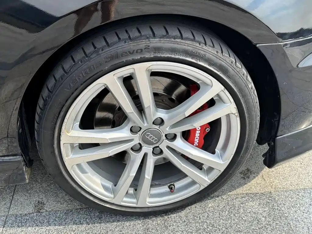 Volkswagen Golf GTI — миниатюра 14