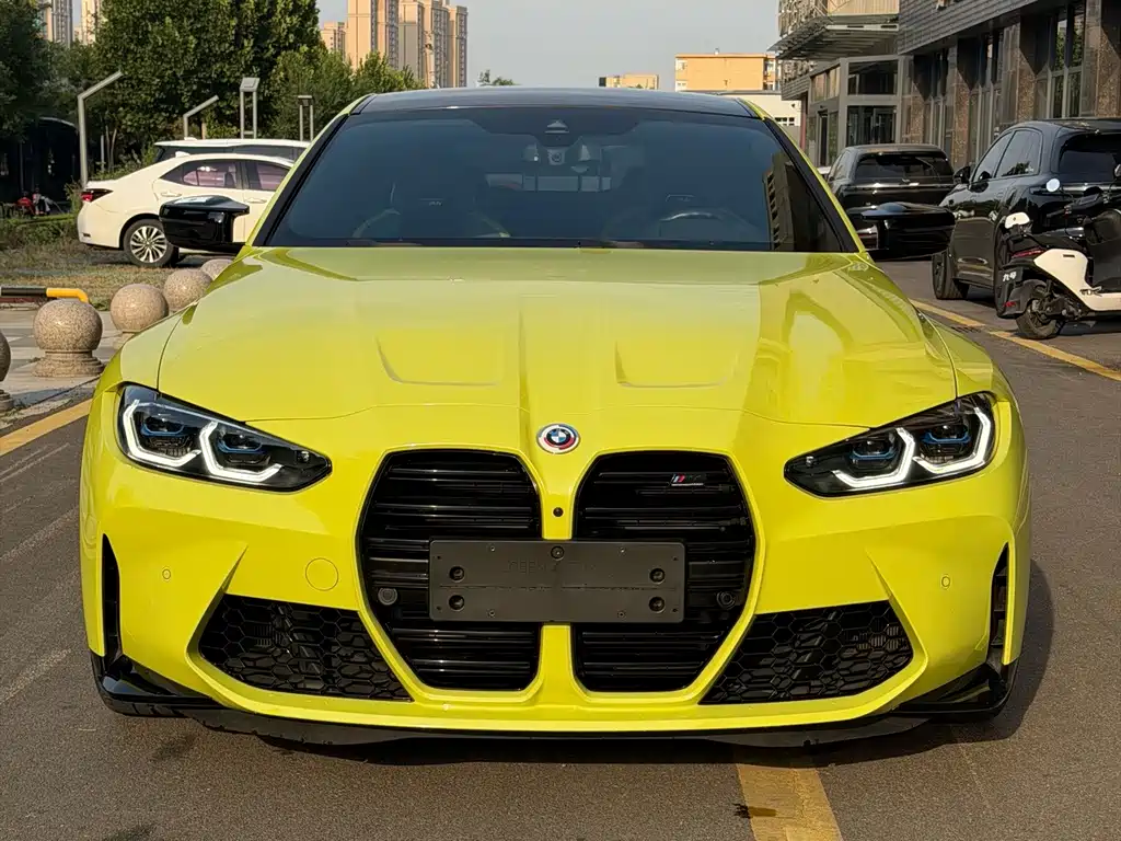 BMW M4 — миниатюра 2