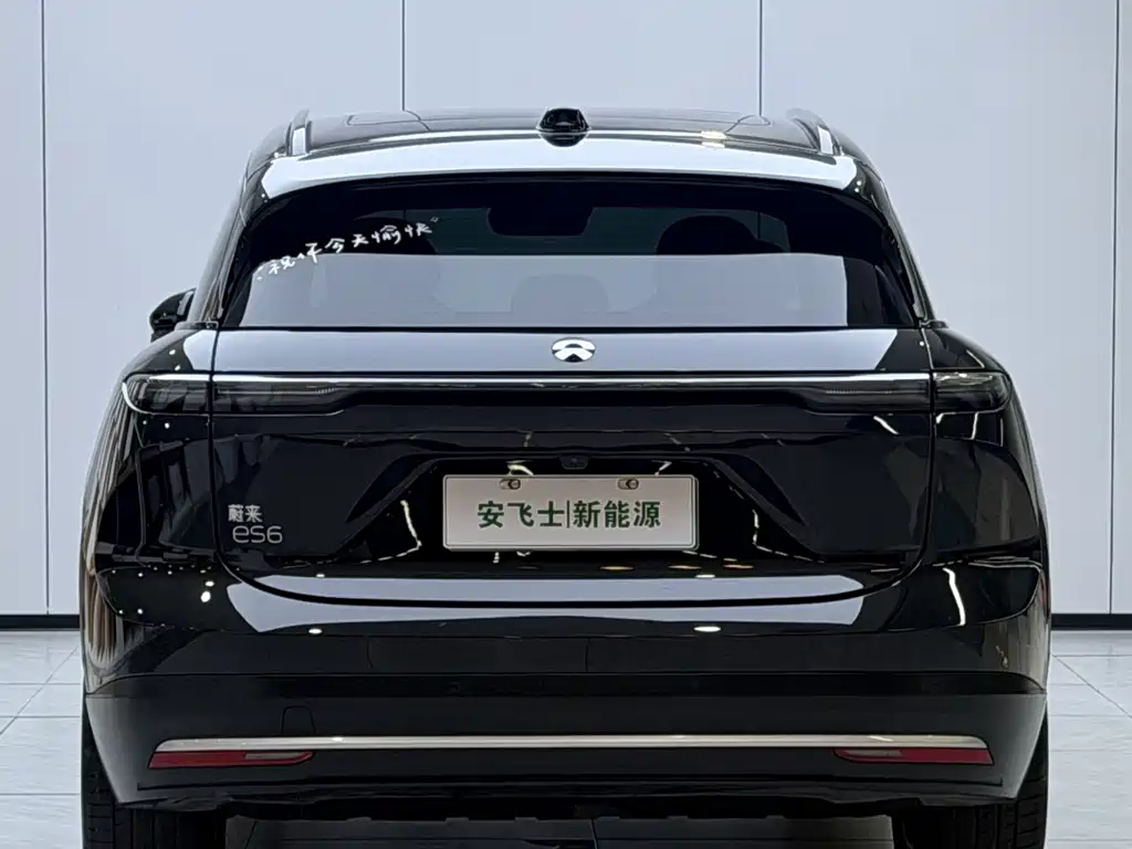 NIO ES6 — миниатюра 16