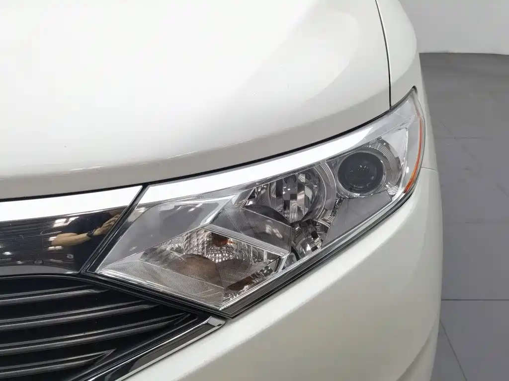 Nissan Quest — миниатюра 7