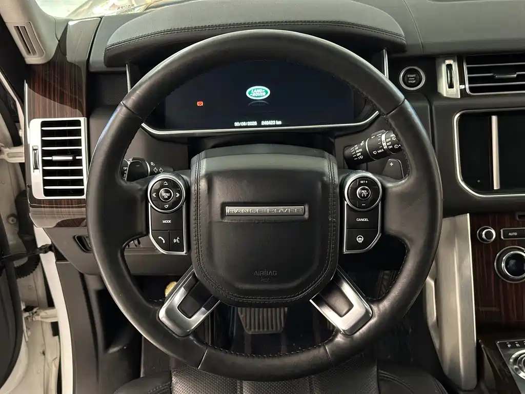 Land Rover Range Rover — миниатюра 18