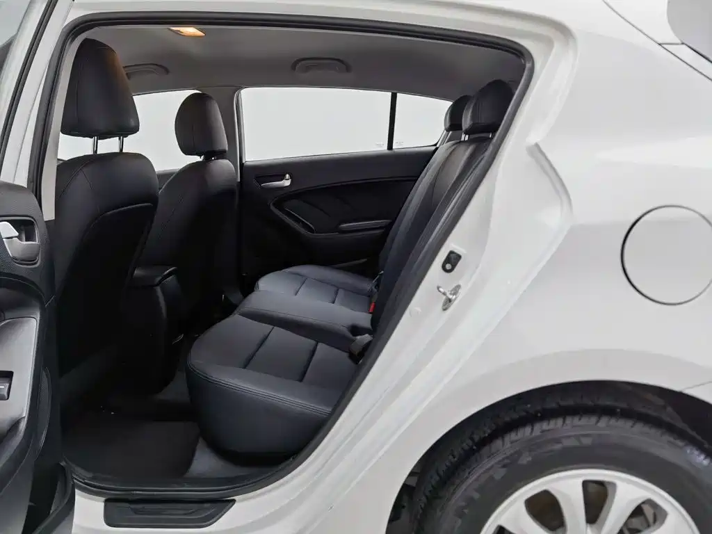 Kia K3S — миниатюра 15