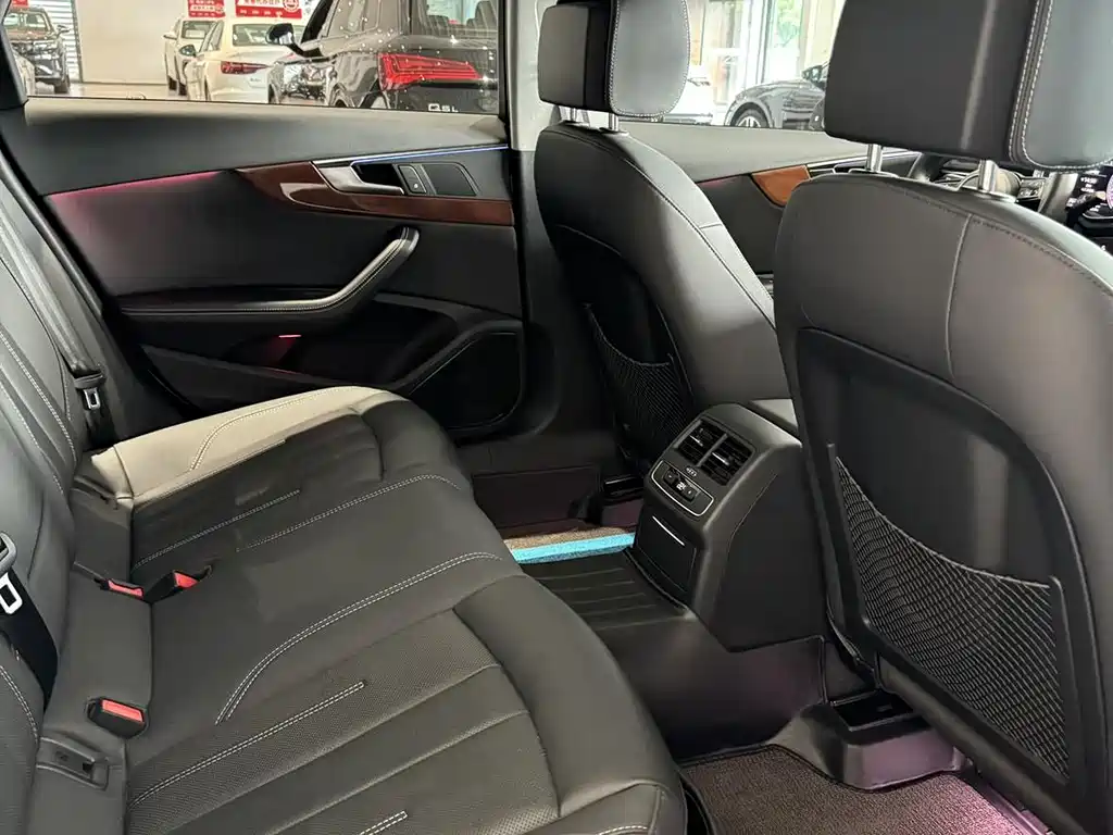 Audi A4L — миниатюра 7