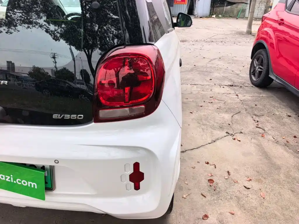 Roewe Clever — миниатюра 8