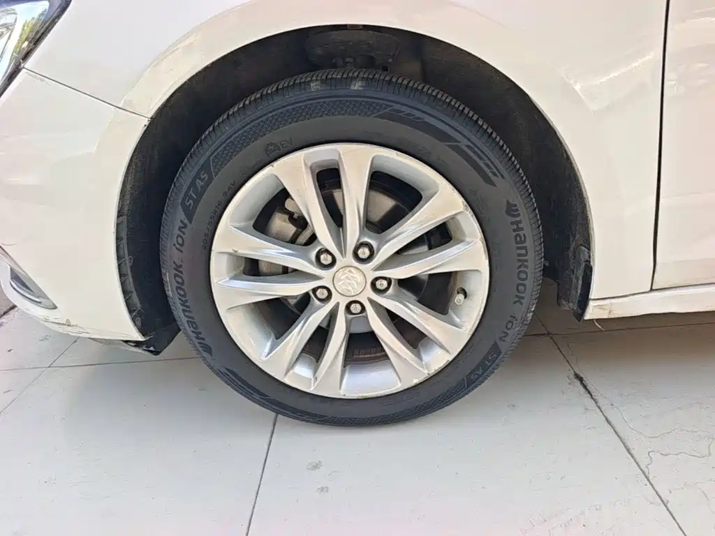 Buick Verano — миниатюра 23